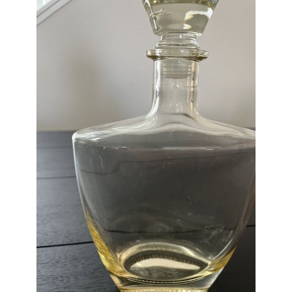 Vintage glass decanter clear with Stopper & dipped amber sides & bottom heavy - Picture 11 of 13